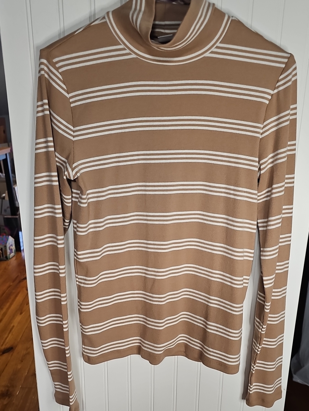 GAP Beige and White Striped Turtleneck Long-Sleeve Shirt